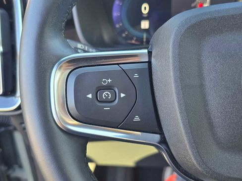 Certified 2023 Volvo C40 P8 Recharge Ultimate image 30