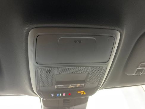Used 2026 Buick Enclave Sport Touring FWD image 22