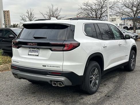 New 2026 GMC Acadia Elevation image 2