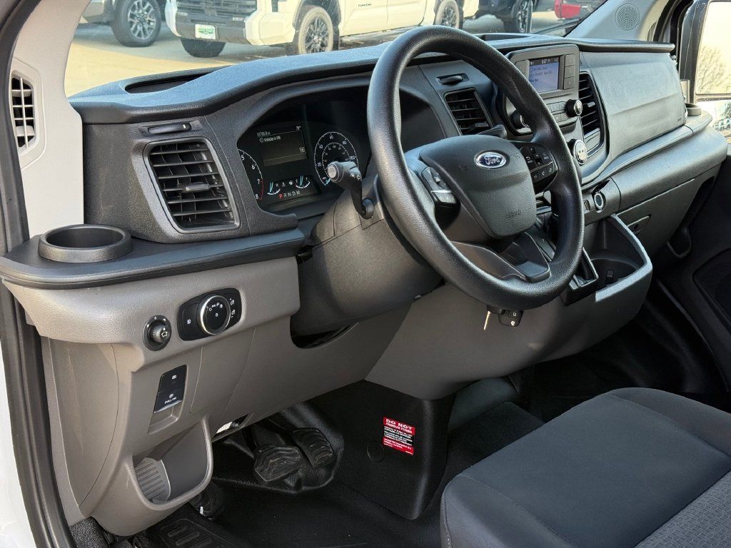 Used 2025 Ford Transit 250 Low Roof w/ Exterior Upgrade Package RWD image 8