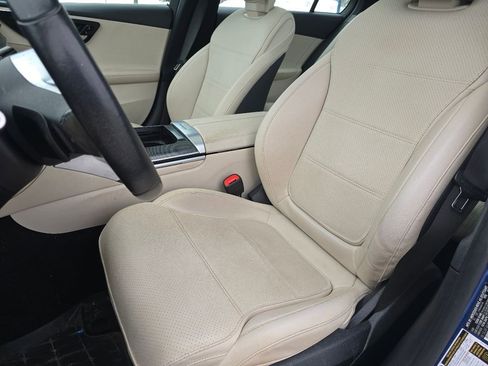 Used 2022 Mercedes-Benz C 300 4MATIC Sedan image 22