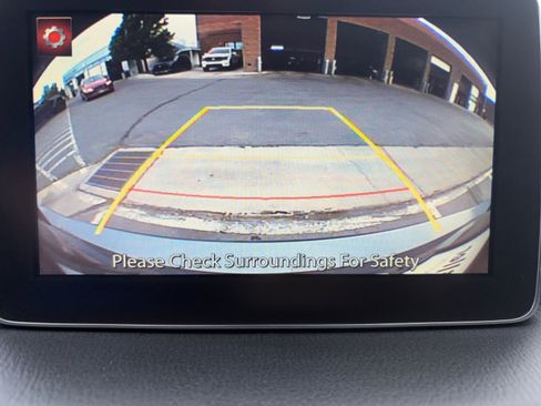 Used 2015 MAZDA MAZDA3 i Touring w/ Technology Package FWD image 19