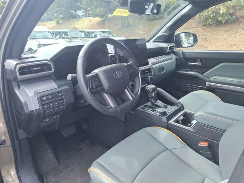 Used 2025 Toyota Tacoma 4x4 Double Cab Hybrid w/ Tow Tech Package image 9