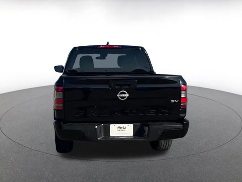 Used 2024 Nissan Frontier SV image 11