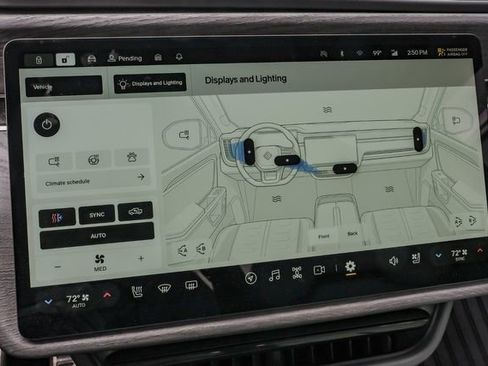 Used 2023 Rivian R1T Adventure image 31