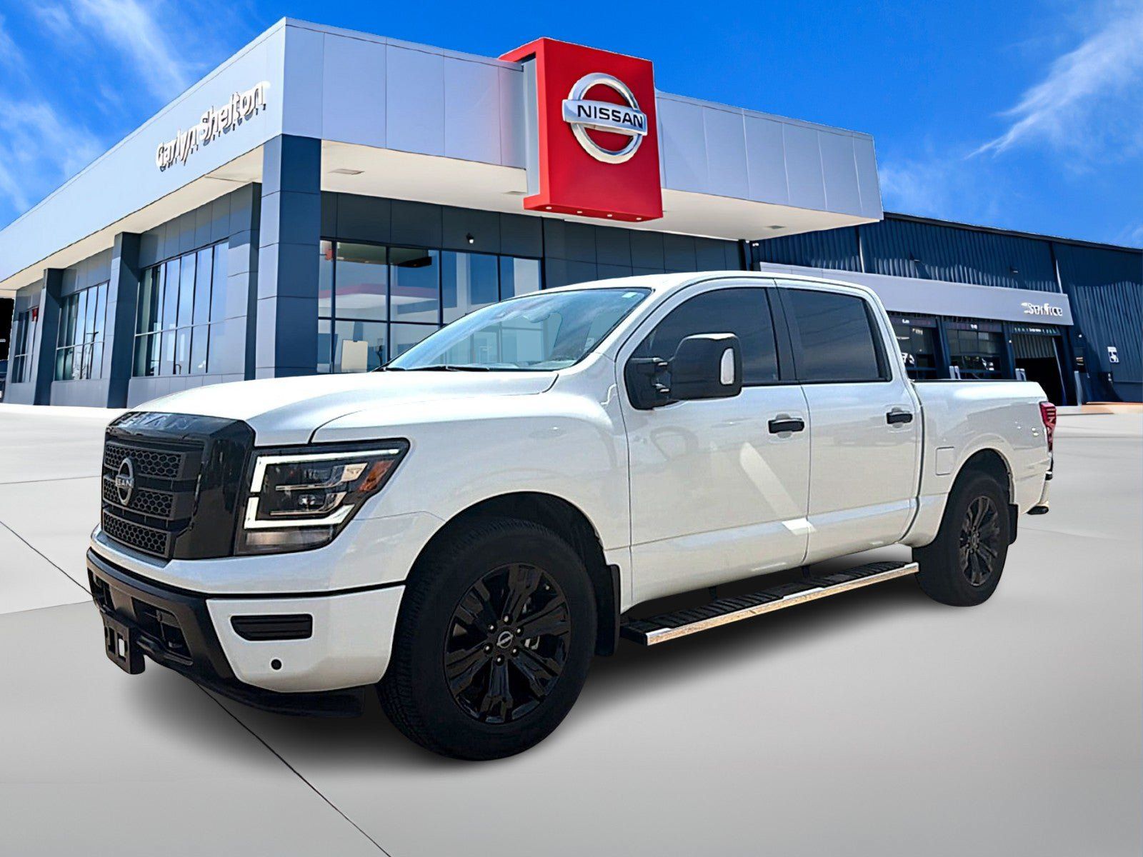 Used 2023 Nissan Titan SV w/ SV Convenience Package RWD image 1