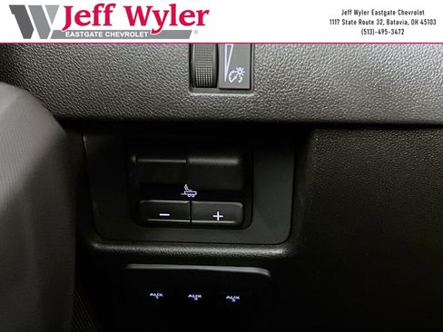 New 2026 Chevrolet Colorado Trail Boss w/ Off-Road Front Bumper Package AWD/4WD image 14