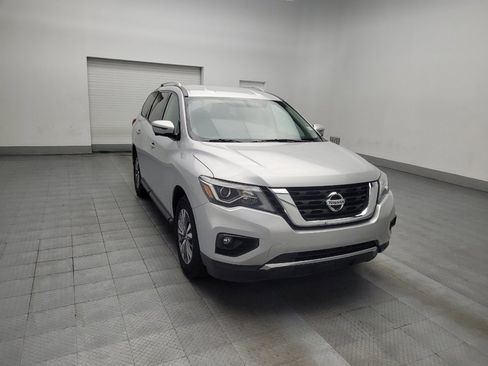 Used 2020 Nissan Pathfinder SL image 13
