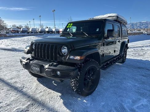 Used 2022 Jeep Gladiator Willys image 3