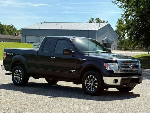 Used 2014 Ford F150 XLT w/ Equipment Group 302A Luxury AWD/4WD image 7