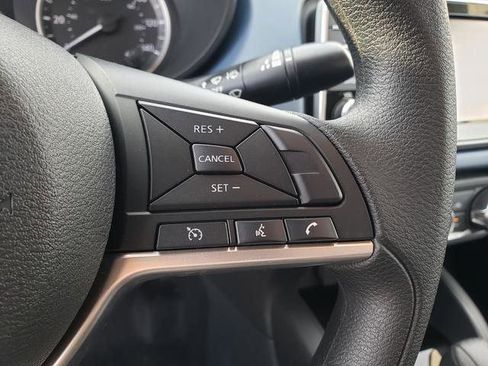 New 2025 Nissan Versa SV w/ Trunk Package FWD image 17