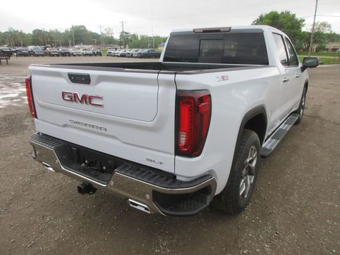 New 2026 GMC Sierra 1500 SLT w/ SLT Premium Plus Package AWD/4WD image 5