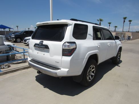 Used 2023 Toyota 4Runner TRD Off-Road Premium w/ Moonroof Package AWD/4WD image 3