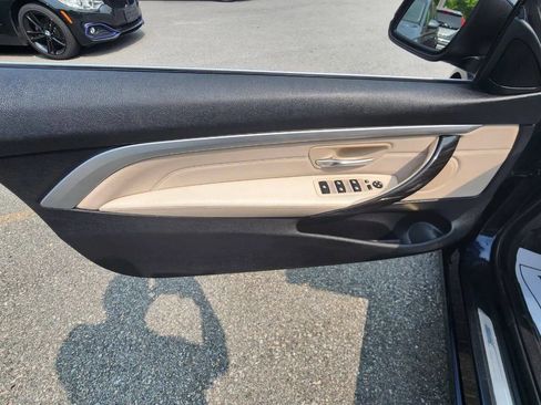 Used 2016 BMW 428i xDrive Convertible AWD/4WD image 12