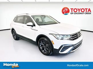 Used 2022 Volkswagen Tiguan SE w/ Panoramic Sunroof Package FWD video 1