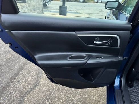 Used 2018 Nissan Altima 2.5 SR image 18