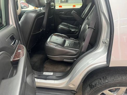 Used 2011 GMC Yukon Denali AWD/4WD image 17