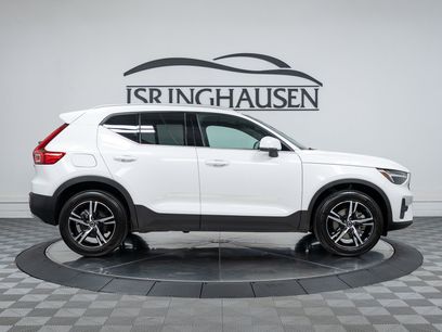 Certified 2025 Volvo XC40 B5 Core