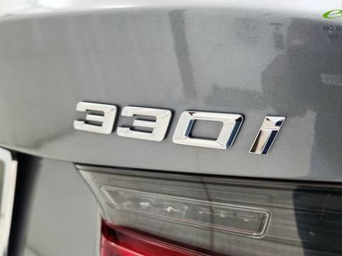 Used 2025 BMW 330i Sedan RWD image 18
