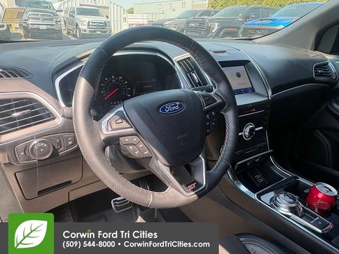 Used 2019 Ford Edge ST AWD/4WD image 2