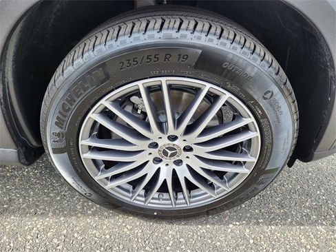 Certified 2025 Mercedes-Benz GLC 300 4MATIC image 23