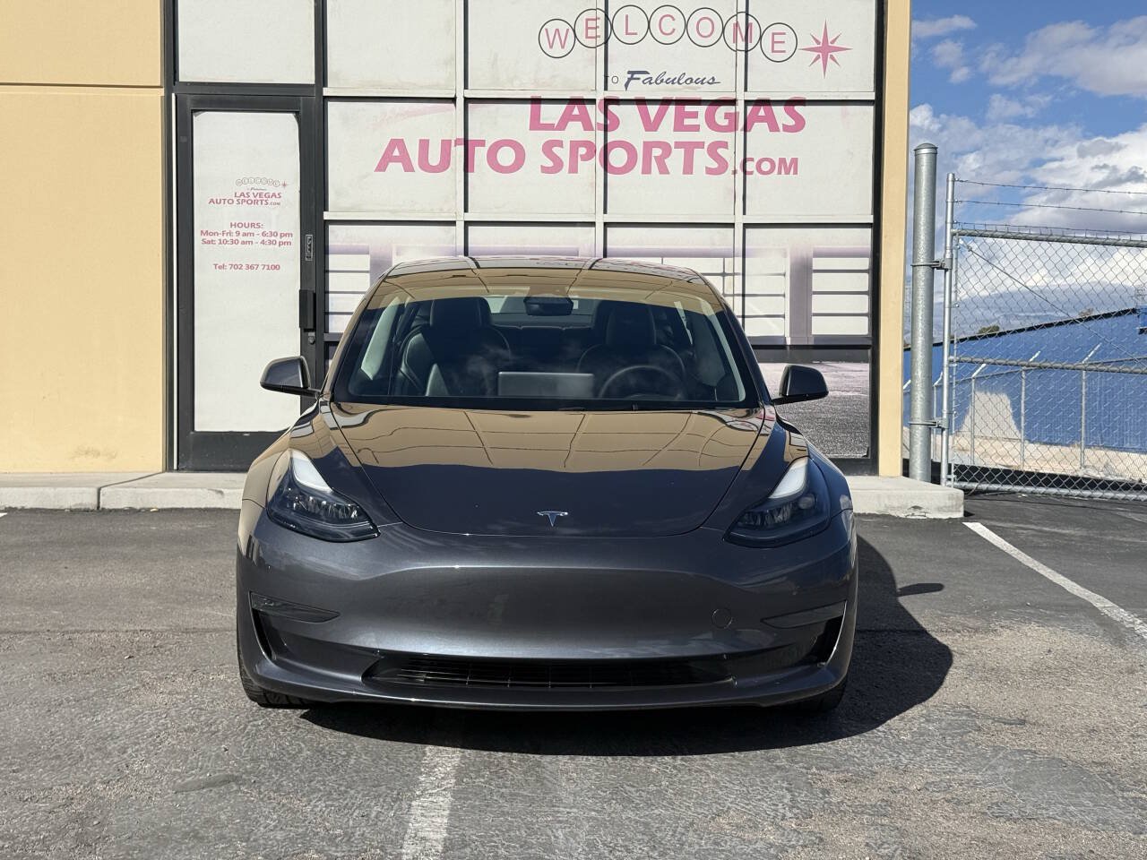 Used 2023 Tesla Model 3 Standard Range RWD image 3