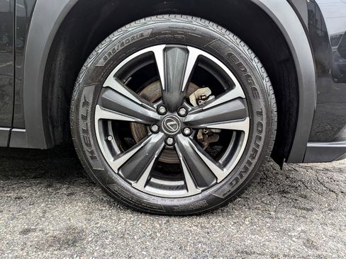 Used 2020 Lexus UX 250h w/ Premium Package image 47