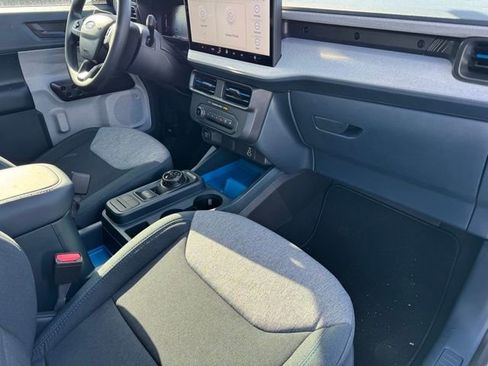 New 2025 Ford Maverick XLT image 21