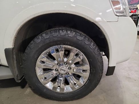 Used 2015 Nissan Armada Platinum w/ 2nd Row Captain Seat Package AWD/4WD image 13