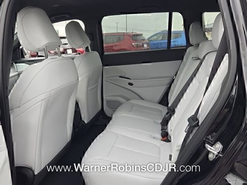 New 2026 Jeep Cherokee Limited AWD/4WD image 6
