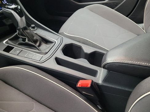 Used 2025 Volkswagen Jetta Sport FWD image 26