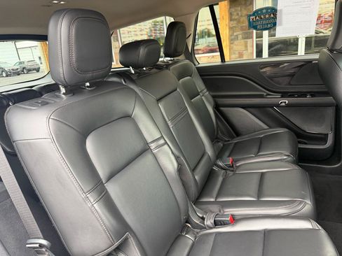 Used 2022 Lincoln Aviator 2WD image 24