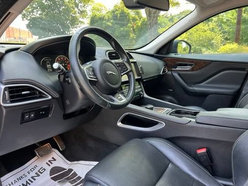 Used 2017 Jaguar F-PACE R-Sport AWD/4WD image 11