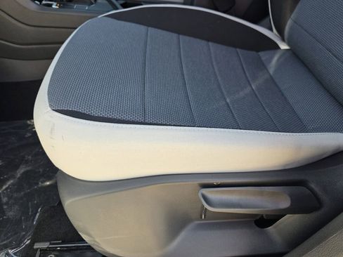 New 2026 Volkswagen Taos S FWD image 17