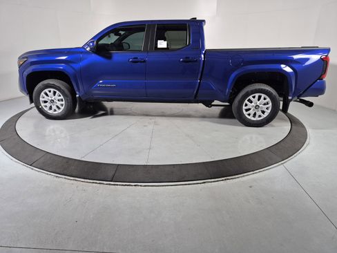 New 2025 Toyota Tacoma SR5 image 2