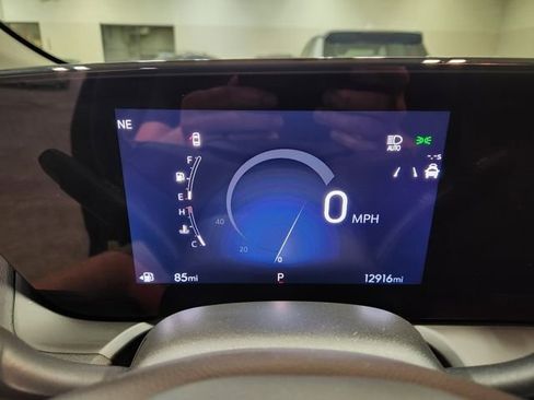 Certified 2025 Buick Encore GX Avenir w/ Avenir Technology Package image 13