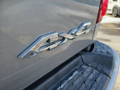 Used 2024 RAM 2500 Big Horn w/ Safety Group image 25