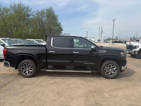 New 2026 GMC Sierra 1500 SLT w/ SLT Premium Plus Package AWD/4WD image 7