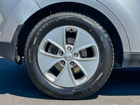 Used 2016 Kia Soul FWD image 35