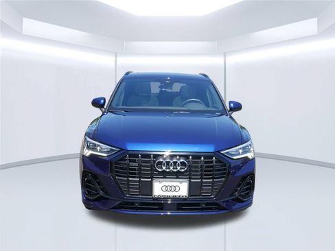 Used 2023 Audi Q3 2.0T Premium Plus w/ Premium Plus Package AWD/4WD image 11
