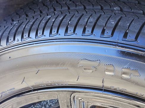 Certified 2023 Nissan Kicks SV w/ Exterior Package image 11