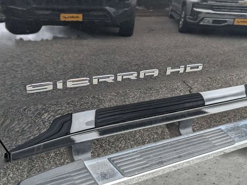 Certified 2025 GMC Sierra 2500 SLT w/ SLT Premium Package image 9