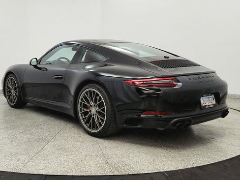 Used 2018 Porsche 911 Carrera S RWD image 3