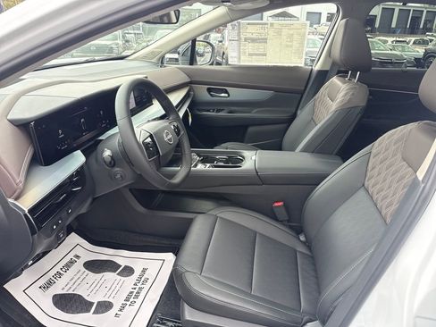 New 2026 Nissan Murano Platinum w/ Cargo Package AWD/4WD image 9