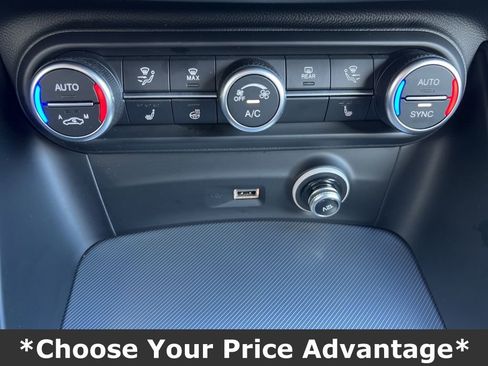 Used 2023 Alfa Romeo Stelvio Veloce image 63