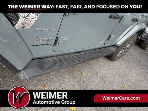 Used 2024 Jeep Wrangler Unlimited Sahara w/ Technology Group AWD/4WD image 11