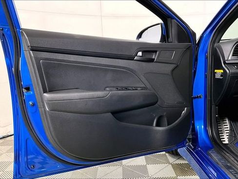 Used 2017 Hyundai Elantra Sport w/ Cargo Package image 22