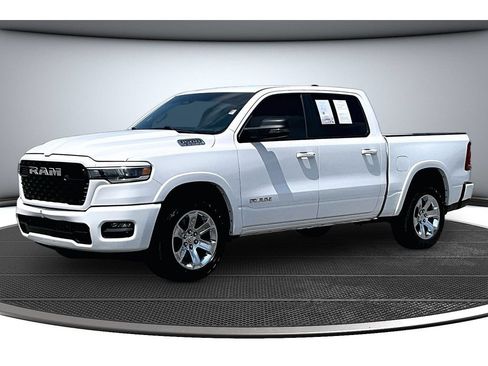 Used 2025 RAM 1500 Big Horn AWD/4WD image 16