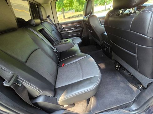 Used 2015 RAM 1500 Laramie w/ Convenience Group AWD/4WD image 19