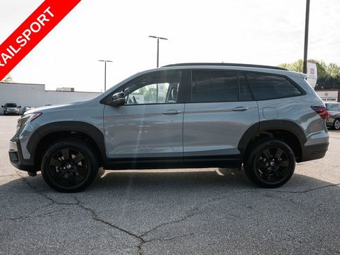 Used 2022 Honda Pilot TrailSport image 4